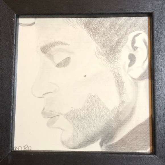 Graphite 5” x 5” Pencil Portrait Sketch in Black Frame – Original Art by Artist - Picture 3 of 6